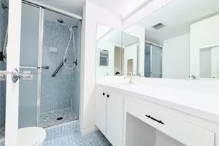 9900 Sunrise Lakes Blvd, Sunrise, FL 33322 - Photo 12