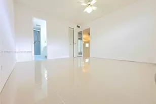 9900 Sunrise Lakes Blvd, Sunrise, FL 33322 - Photo 6