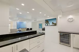 [Address not provided], Hallandale Beach, FL 33009 - Photo 8