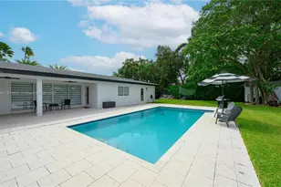 8605 SW 162nd St, Palmetto Bay, FL 33157 - Photo 22