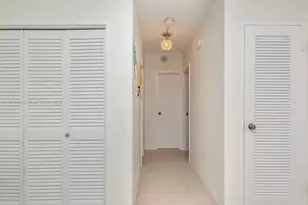 5825 Collins Ave, Miami Beach, FL 33140 - Photo 20