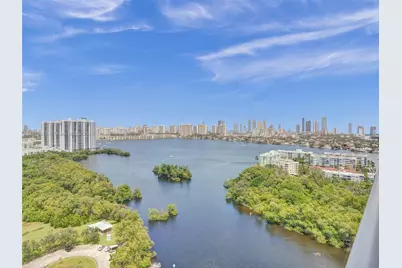 16385 Biscayne Blvd #2107, North Miami Beach, FL 33160 - Photo 18