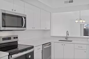 11828 SW 100th St, Miami, FL 33186 - Photo 10