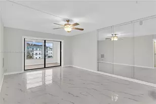 9355 SW 8th St, Boca Raton, FL 33428 - Photo 2