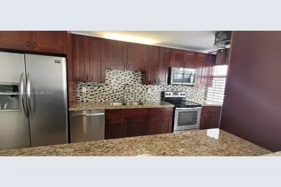 18061 Biscayne Blvd #301, Aventura, FL 33160 - Photo 2