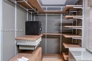 465 Brickell Ave, Miami, FL 33131 - Photo 22