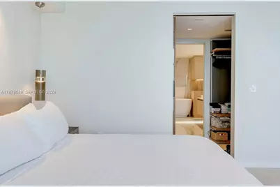 465 Brickell Ave #4801, Miami, FL 33131 - Photo 18