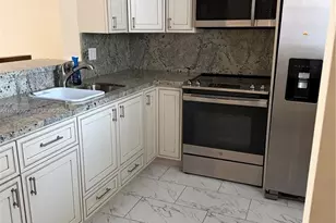 901 NE 14th Ave, Hallandale Beach, FL 33009 - Photo 6