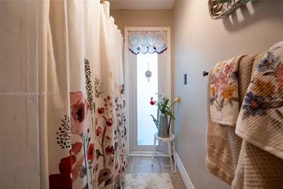 10630 NW 41st St, Coral Springs, FL 33065 - Photo 20