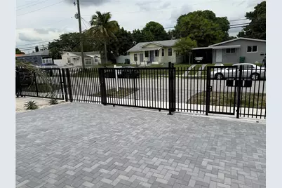 1256 NE 110th Ter #1, Miami, FL 33161 - Photo 1
