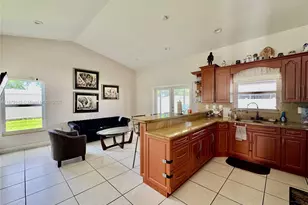 1635 NW 15th Terrace, Homestead, FL 33030 - Photo 10