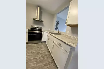 5102 NW 36th St #406, Lauderdale Lakes, FL 33319 - Photo 6