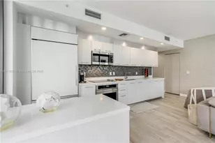 55 SW 9th St, Miami, FL 33130 - Photo 6