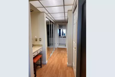 16300 Golf Club Rd #710, Weston, FL 33326 - Photo 6