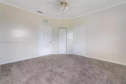 9135 SW 203rd Ter, Cutler Bay, FL 33189 - Photo 16
