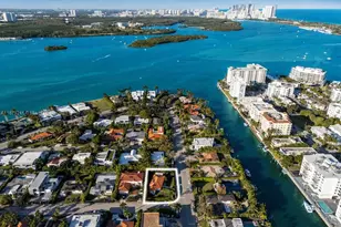 10110 E Broadview Dr, Bay Harbor Islands, FL 33154 - Photo 4