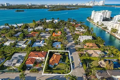 10110 E Broadview Dr, Bay Harbor Islands, FL 33154 - Photo 1