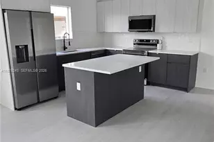 6821 NW 6th Ct, Miami, FL 33150 - Photo 8