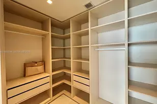 700 NE 24th St, Miami, FL 33137 - Photo 28
