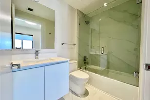 700 NE 24th St, Miami, FL 33137 - Photo 40