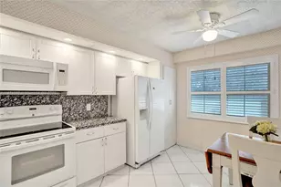 1151 SW 128th Terrace, Pembroke Pines, FL 33027 - Photo 14