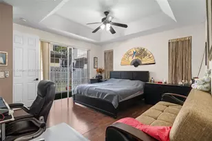 1251 Johnson Ct, Hollywood, FL 33019 - Photo 10