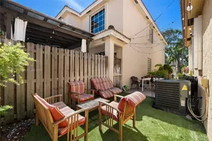 1251 Johnson Ct, Hollywood, FL 33019 - Photo 22