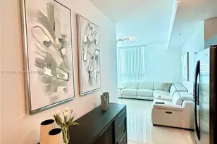 1900 N Bayshore Dr, Miami, FL 33132 - Photo 2