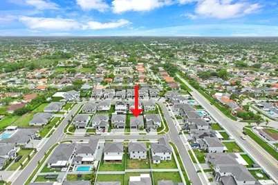 12735 SW 211th St, Miami, FL 33177 - Photo 4
