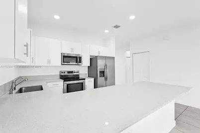 12735 SW 211th St, Miami, FL 33177 - Photo 16