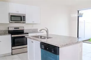 3343 W 100th Terrace, Hialeah, FL 33018 - Photo 14