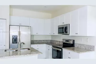 3343 W 100th Ter, Hialeah, FL 33018 - Photo 20