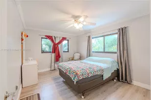6865 NW 169th St, Hialeah, FL 33015 - Photo 12