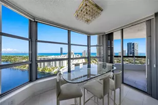 19195 NE 36th Ct, Aventura, FL 33180 - Photo 10