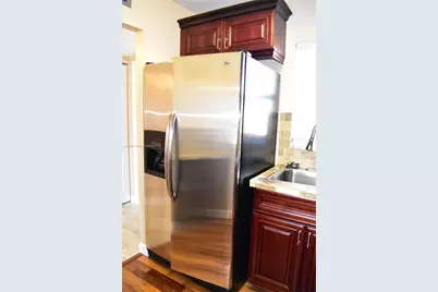 9641 Sunrise Lakes Blvd #306, Sunrise, FL 33322 - Photo 10