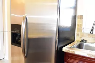 9641 Sunrise Lakes Blvd, Sunrise, FL 33322 - Photo 10