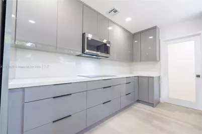 1301 NW 176th Ter, Miami Gardens, FL 33169 - Photo 18