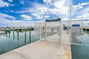 555 NE 15th St, Miami, FL 33132 - Photo 22