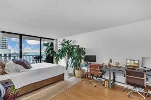 555 NE 15th St, Miami, FL 33132 - Photo 10