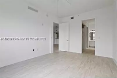 3600 Oaks Clubhouse Dr #509, Pompano Beach, FL 33069 - Photo 14