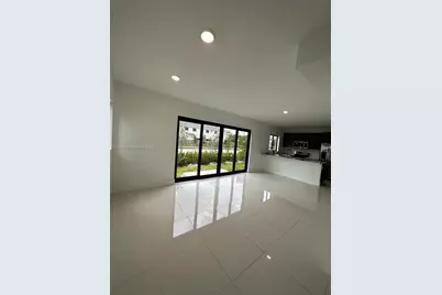 1184 NW 3 St, Florida City, FL 33034 - Photo 1