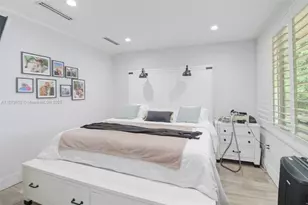 15000 Egan Ln, Miami Lakes, FL 33014 - Photo 30