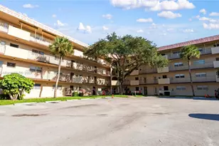 6301 N Falls Cir Dr, Lauderhill, FL 33319 - Photo 26