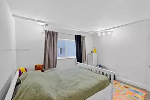 240 Galen Dr, Key Biscayne, FL 33149 - Photo 12