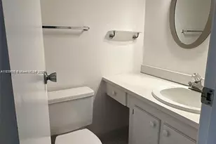 20301 W Country Club Dr, Aventura, FL 33180 - Photo 6