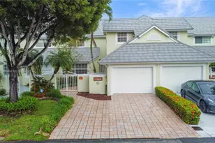 9929 NW 49th Terrace, Doral, FL 33178 - Photo 10