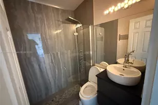 691 NW 7th Street Rd, Miami, FL 33136 - Photo 38