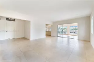 1265 S Alhambra Cir, Coral Gables, FL 33146 - Photo 8