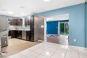 7031 SW 27th Ct, Miramar, FL 33023 - Photo 8