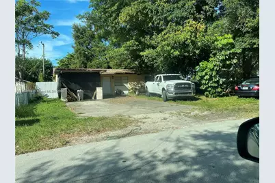 2755 NE 207th St, Aventura, FL 33180 - Photo 2